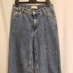 MANGO SIZE 4 (US) WIDE LEG ACID WASH JEANS WITH DECORATIVE SEAM